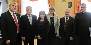 Визит в мэрию Бялой Подляски встреча с руководством города — Польская Община Важный визит в мэрию Бялой Подляски встреча с руководством города - Польская Община