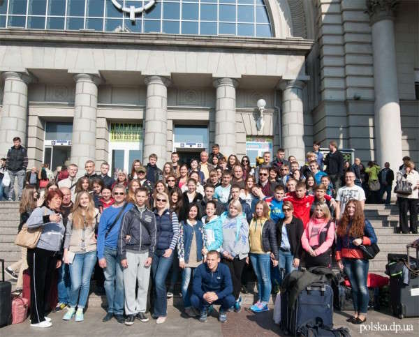 Вітаємо всіх першокурсників із початком навчального року в польських університетах - Польська Громада