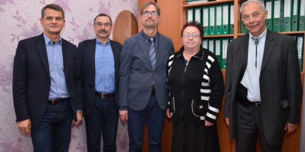 Визит научных делегаций Кельцкого региона Речипосполитой Польской в г.Днепропетровск — Польская Община Визит научных делегаций Кельцкого региона Речипосполитой Польской в г.Днепропетровск - Польская Община