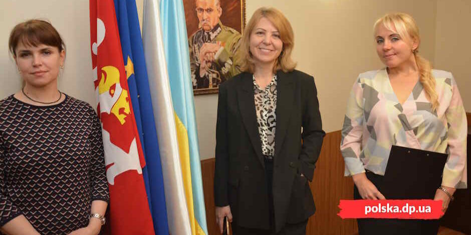 Прийом із пошуку польського коріння відновлено – Польська Громада Прийом громадян із пошуку польського коріння відновлено - Польська Громада