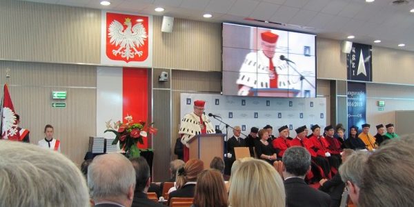 Інавгурація нового навчального року у Вищій школі економіки та інновації в Любліні – WSEI – Польська Громада Інавгурація нового навчального року у Вищій школі економіки та інновації в Любліні - WSEI - Польська Громада